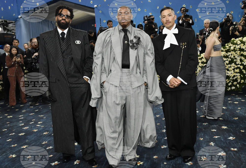 APTOPIX 2025 MET Museum Costume Institute Benefit Gala