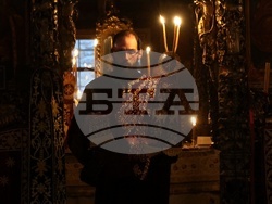 Гърция - Света гора - Зографски манастир - светата литургия