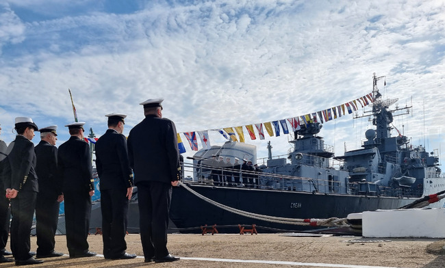 Интересът към службата във Военноморските сили се повишава, каза кап. първи ранг Божидар Иванов