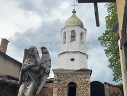 Село Средногорово - храм „Св. Георги Победоносец"