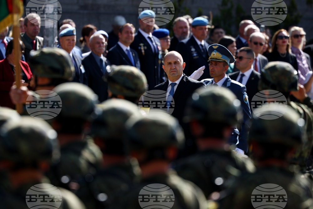 Ден на храбростта и празник на Българската армия - военен парад