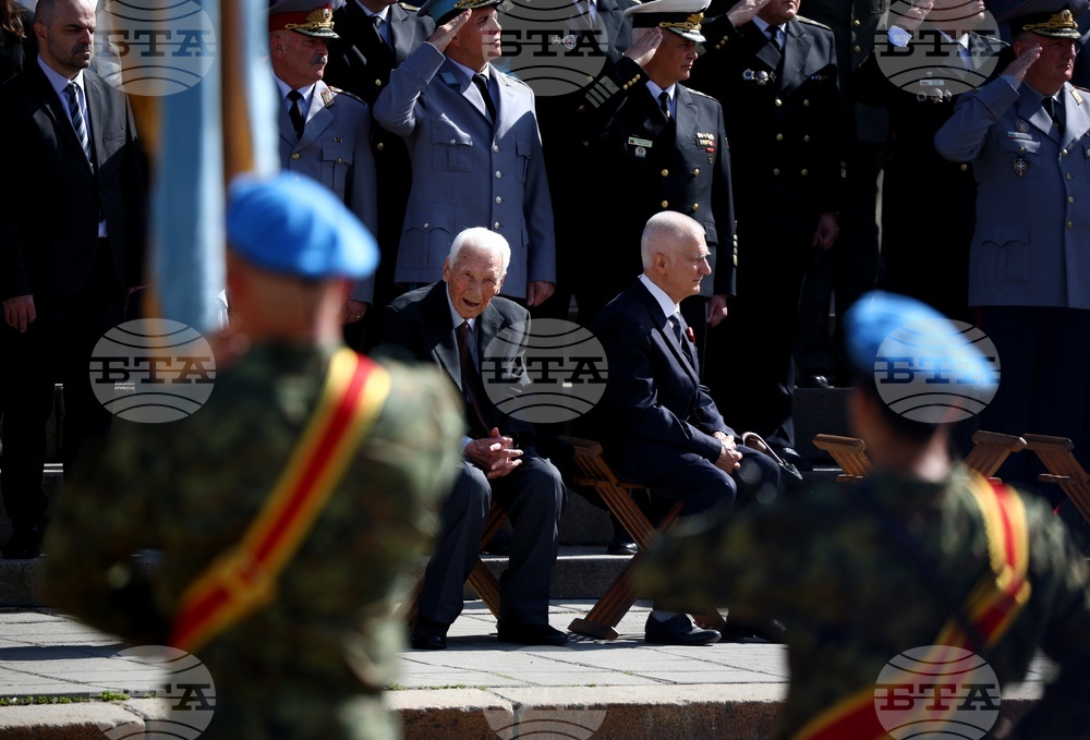 Ден на храбростта и празник на Българската армия - военен парад