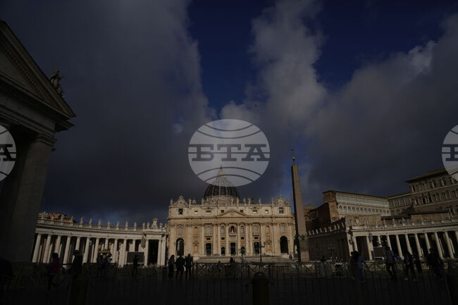 Във Ватикана започва конклавът, който ще избере нов папа