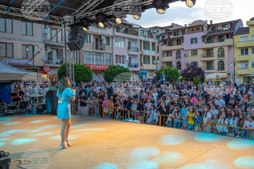 На 6 май, Гергьовден, се отбелязва празникът на град Петрич