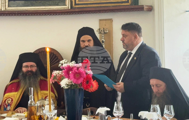 Новоизбраният игумен на българския Зографски манастир в Света гора Гавриил стана архимандрит на празника на свети Георги 