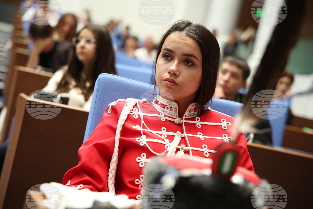 Народно събрание - младежки гвардейски отряди