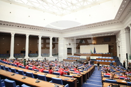 Народно събрание - младежки гвардейски отряди