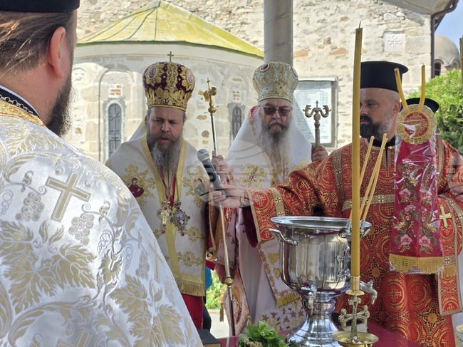 Хаджидимово - Храмов празник на манастира "Св. великомъченик Георги"