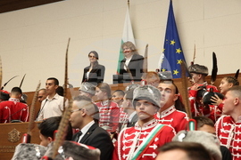 Народно събрание - младежки гвардейски отряди