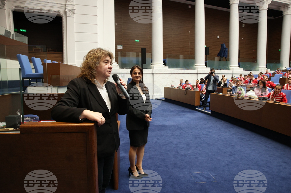 Народно събрание - младежки гвардейски отряди