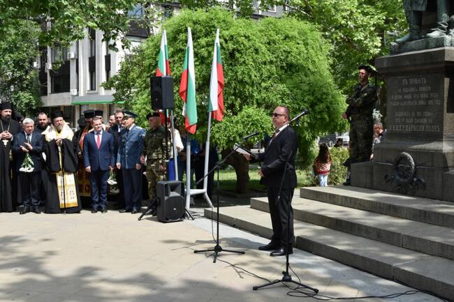 Георги Георгиев: Днес, в Деня на храбростта, си спомняме, че именно градове като Русе изграждат облика на една силна, уверена и достойна България