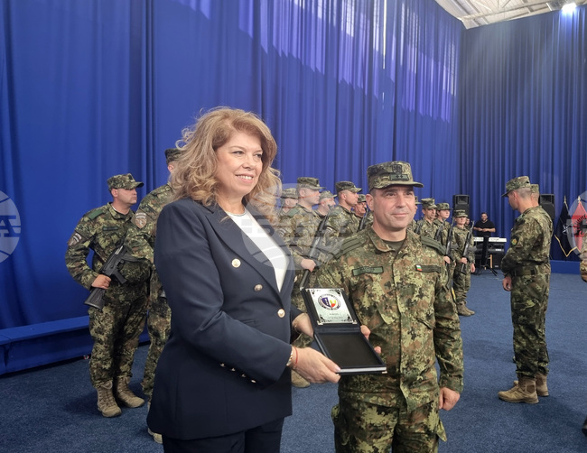 Българските воини в Косово са гарант за сигурността не само на България, но и на целия регион, заяви вицепрезидентът Йотова в Прищина