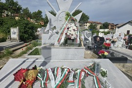 Петрич - военен паметник "Българско военно гробище - 1944"