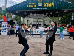 Село Баните - празник на общината и минералната вода