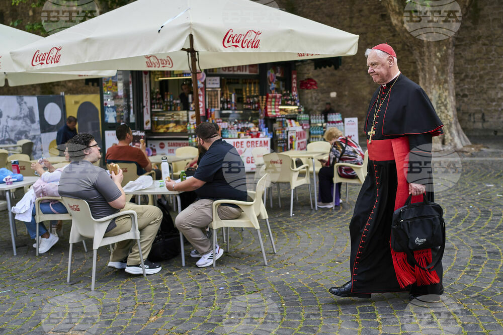 CORRECTION Vatican Conclave