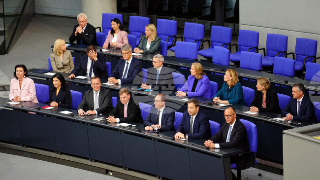 Икономисти критикуват първите 100 дни от управлението на коалиционното правителство на Германия 