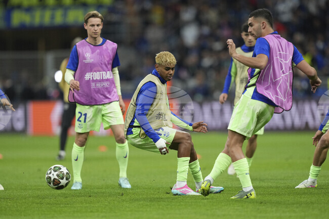 Ривалдо критикува представянето на Барселона в защита