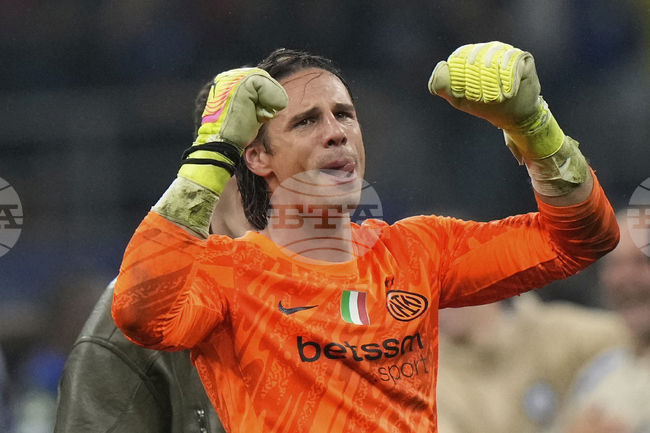 Вратарят на Интер Ян Зомер след успеха над Барселона: "Изиграхме невероятен мач"