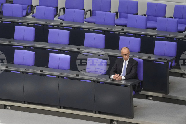 През първия си месец на власт новото германското правителство е одобрило износа на оръжия за Израел на стойност 4 млн. евро 