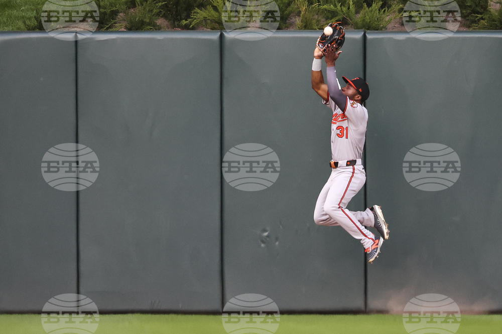 Orioles Twins Baseball