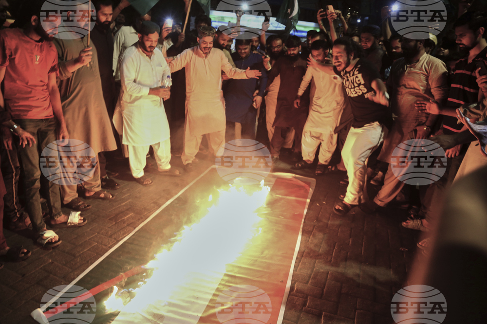 Pakistan India