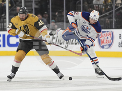 Oilers Golden Knights Hockey