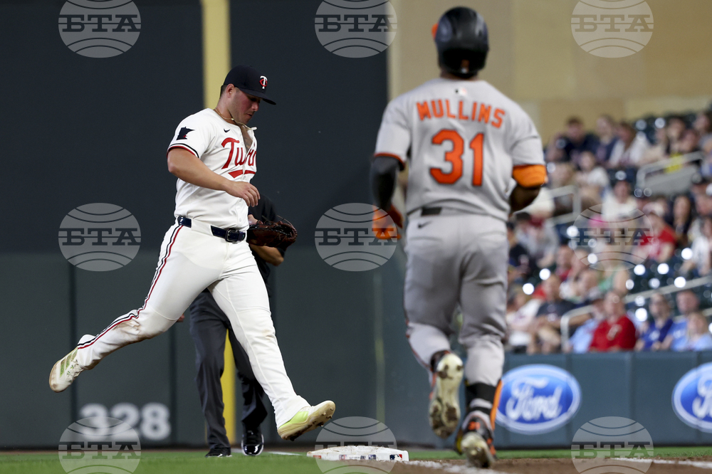 Orioles Twins Baseball