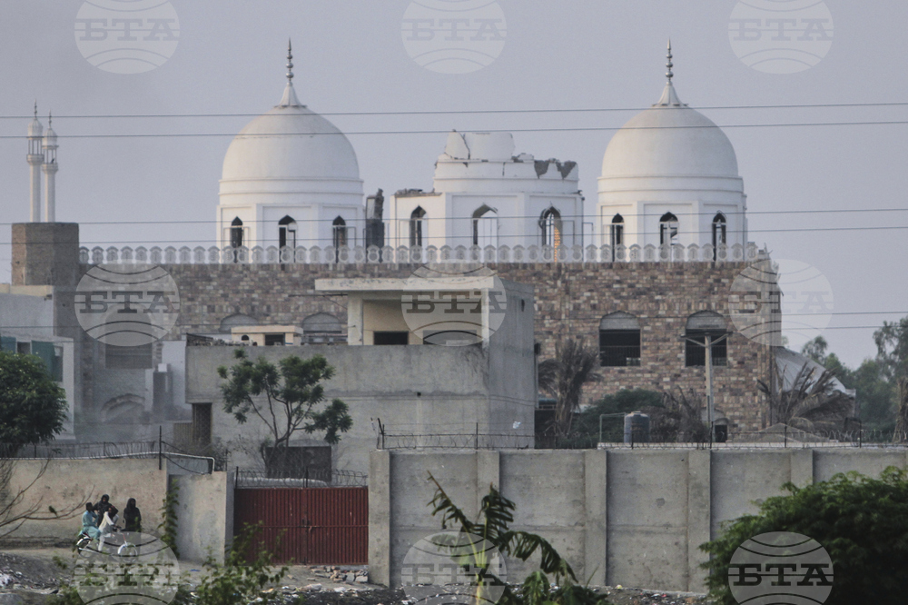 Pakistan India