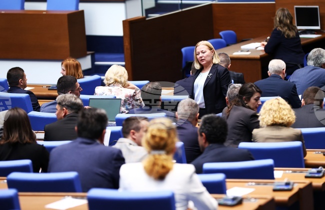 И частните болници ще купуват лекарства след процедура по Закона за обществените поръчки 