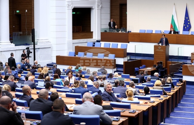 Депутатите приеха седмичната програма за работа на парламента