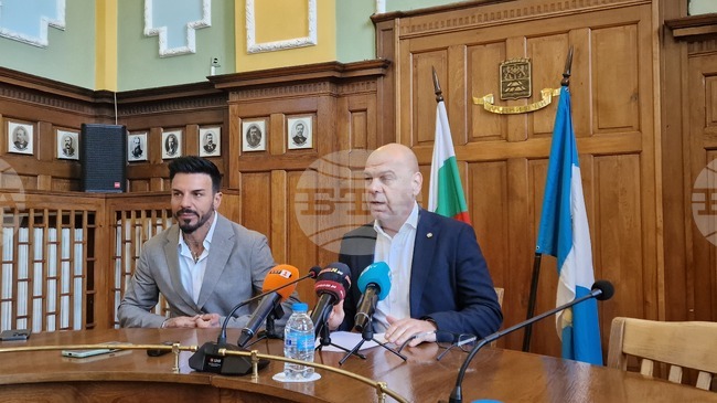 Пет пловдивски училища ще получат компютри, столове и бюра от благотворителна инициатива