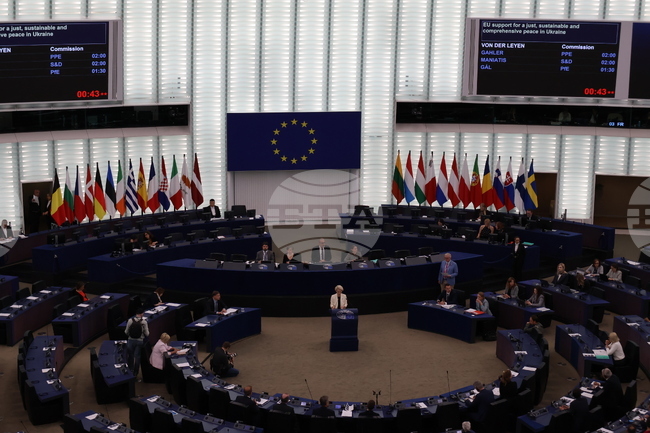 Председателят на Европейската комисия каза, че ЕС продължава да подкрепя Украйна