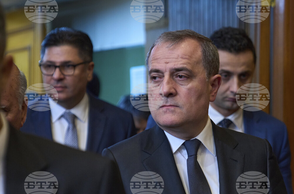 Азербайджан обяви, че ще изтегли дипломатите си от Иран от съображения за сигурност