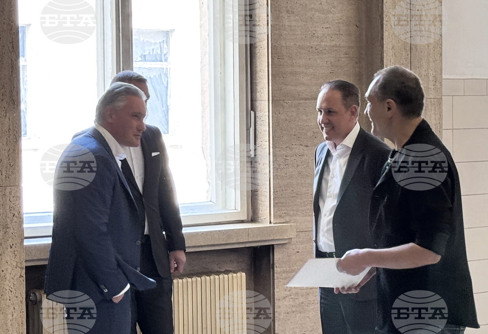 Братята Кирил и Георги Домусчиеви са на разпит по делото срещу Васил Божков