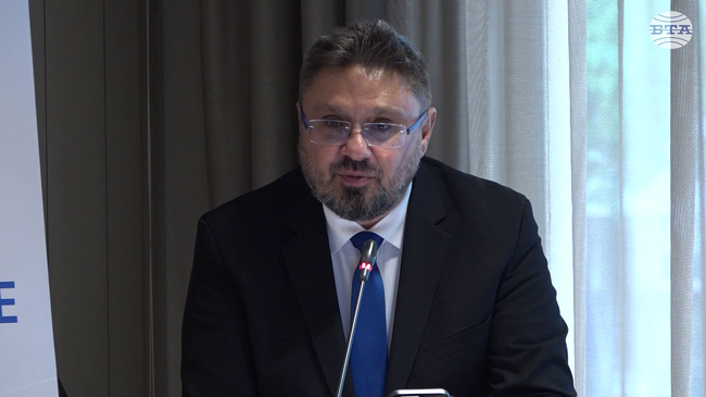 Най-големият принос за Европа на гърците и българите са двете азбуки - гръцката и българската, заяви генералният директор на БТА Кирил Вълчев