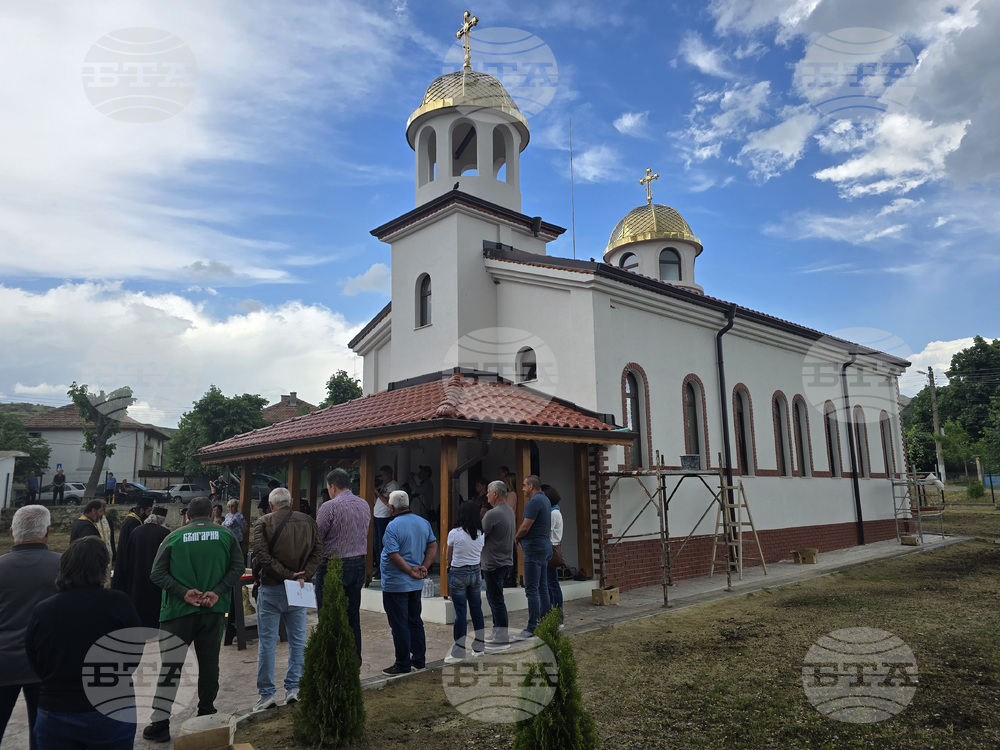 Село Марино поле - освещаване камбана