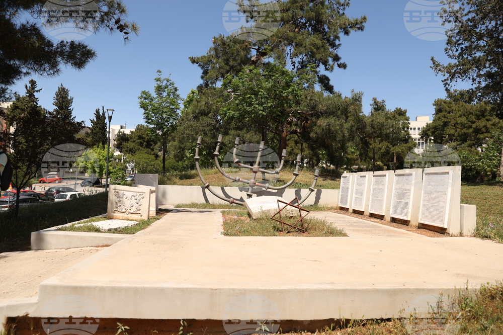 Гърция - Солунски университет „Аристотел“ - студенти - обиколка