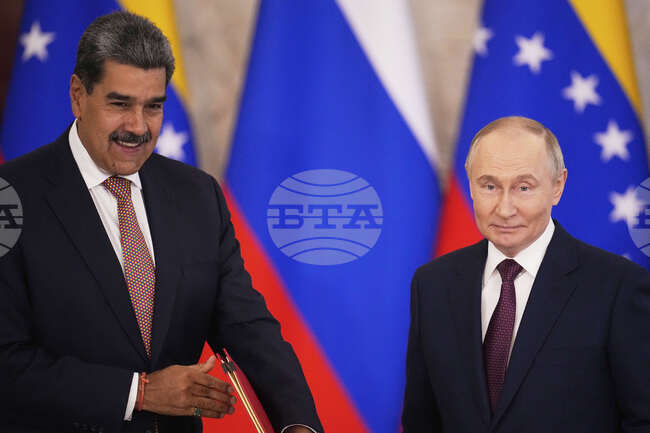 Путин увери Мадуро в подкрепата на Москва, съобщи Кремъл