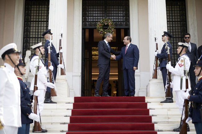 АНА-МПА: Декларацията за стратегическо партньорство между Гърция и Египет потвърждава общата воля за по-тясно сътрудничество, каза Мицотакис