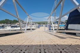 Бургас - пристанище “Ченгене скеле“ - "Син флаг"