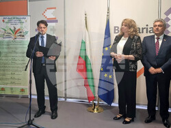 Черна гора - Илияна Йотова - Мариан Бачев - Панаир на книгата