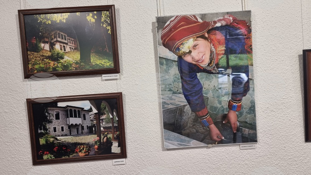 Личности и събития от Родопите са представени в юбилейна фотоизложба на Сашо Сарандалиев в Смолян