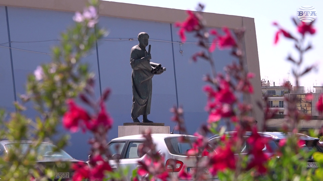 Победителите от хакатоните на БТА във Варна и Благоевград посетиха Солунския университет "Аристотел", в който се обучават 55 000 студенти