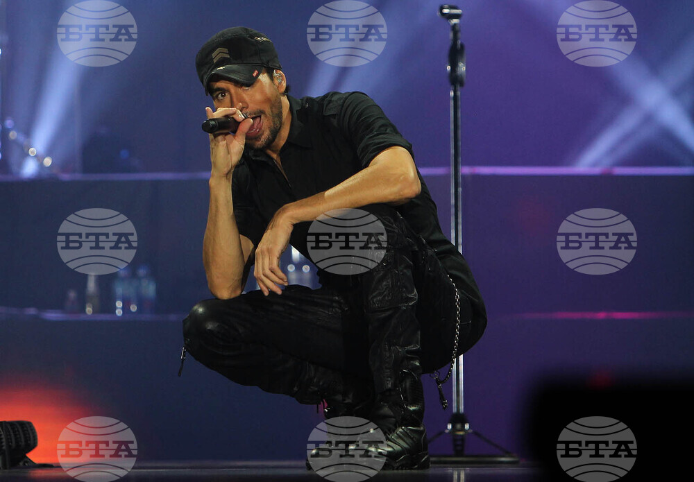 Енрике Иглесиас - испански певец