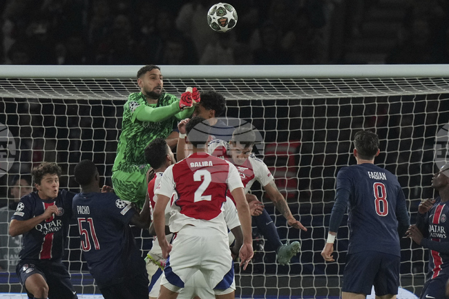 Майката Природа ми помогна, казва героят на ПСЖ Донарума