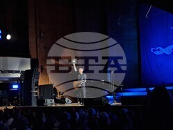 Брайън Адамс изнесе концерт в софийската зала „България“, снимки – Даниел Димитров/БТА