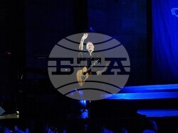 Брайън Адамс изнесе концерт в софийската зала „България“, снимки – Даниел Димитров/БТА