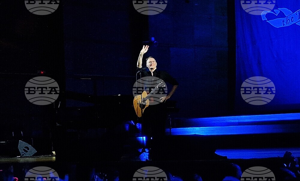 Брайън Адамс с първи концерт в Косово на 27 юни