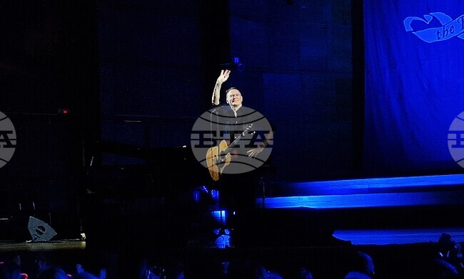 Брайън Адамс с първи концерт в Косово на 27 юни