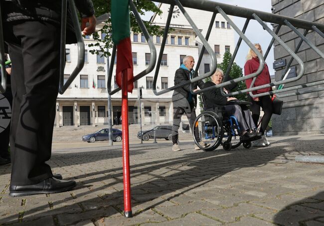 Продължаването на инвалидната пенсия зависи от датата на заявлението за преосвидетелстване, съобщи Националният осигурителен институт